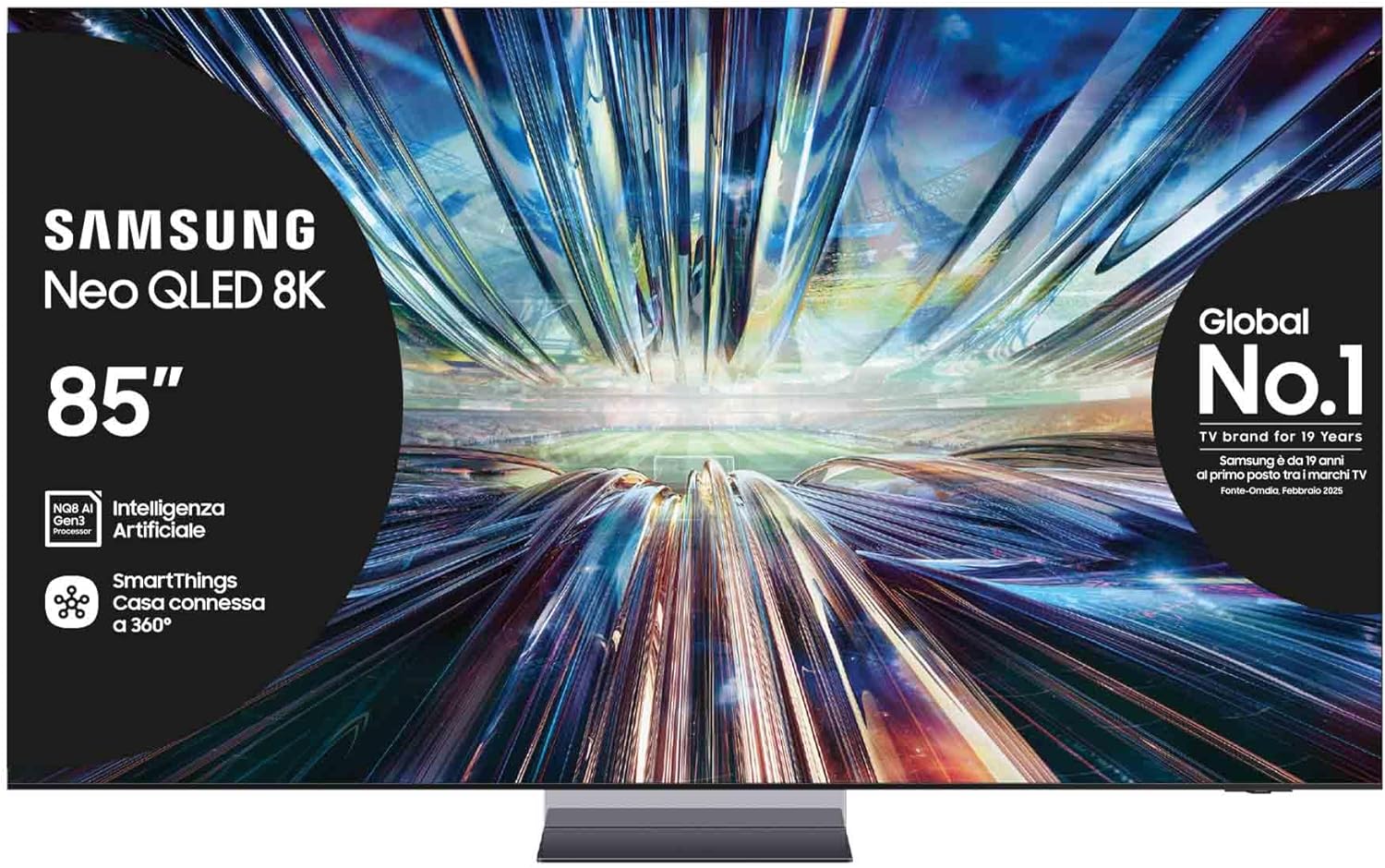 L'imponente TV Samsung Neo QLED 8K da 85 pollici che mostra immagini ultra-realistiche in un salotto di lusso.
